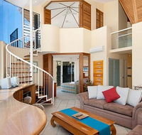 Parkshores Sunshine - Palm Beach Accommodation