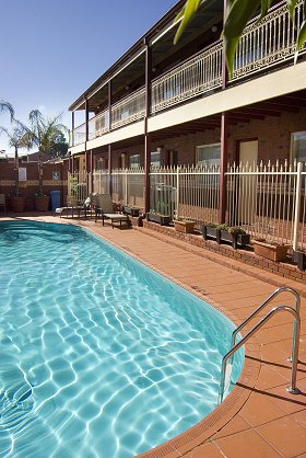 Kalgoorlie WA Palm Beach Accommodation