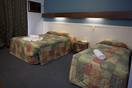 Amity Motor Inn - Palm Beach Accommodation 0