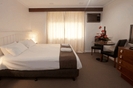 Amity Motor Inn - Palm Beach Accommodation 4