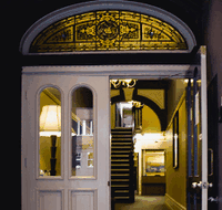 Macleay Lodge - Palm Beach Accommodation