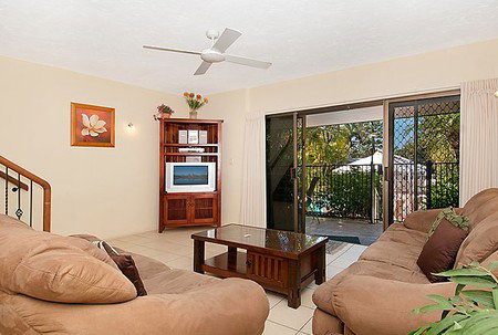 Glen Eden Beach Resort - Palm Beach Accommodation 2