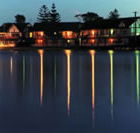 Clan Lakeside Lodge - Palm Beach Accommodation