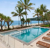 Fairshore Beachfront Apartments - Palm Beach Accommodation