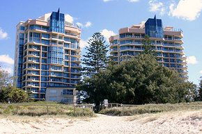 AA Oceana On Broadbeach - Palm Beach Accommodation 0