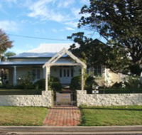 Annas Place - Palm Beach Accommodation