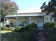 Annas Place - Palm Beach Accommodation 1