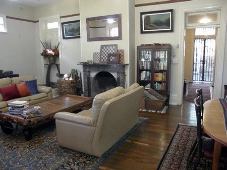 Araluen Old Courthouse - Palm Beach Accommodation 1