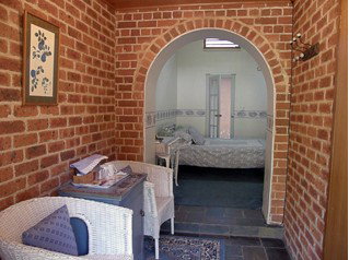 Araluen Old Courthouse - Palm Beach Accommodation 2