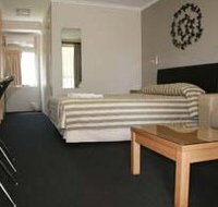 Queensgate Motel - Palm Beach Accommodation