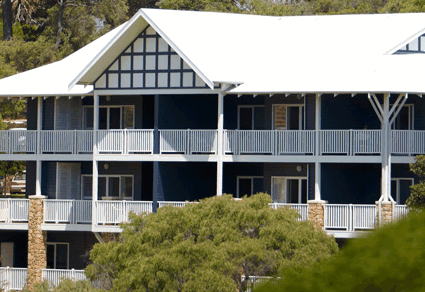  Palm Beach Accommodation