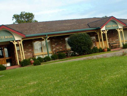 Carriage House Motor Inn - Palm Beach Accommodation 1