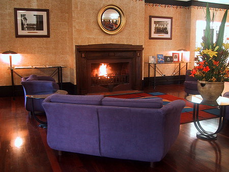 Barton ACT Palm Beach Accommodation