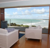 White Sails - Palm Beach Accommodation