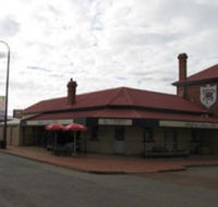 Bedford Arms Hotel - Palm Beach Accommodation