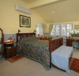 Main Creek Bower - Palm Beach Accommodation