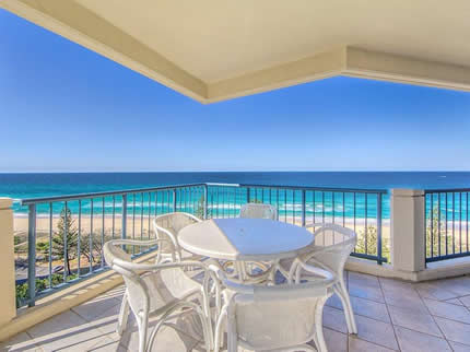 AA Oceana On Broadbeach - Palm Beach Accommodation 9