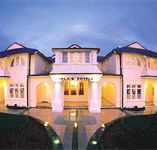 Palais Royale - Palm Beach Accommodation