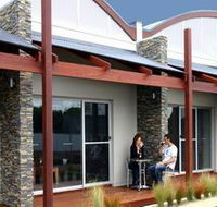 A must  Coonawarra - Palm Beach Accommodation