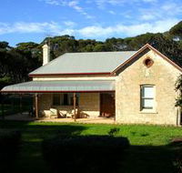 Dudley Villa - Palm Beach Accommodation