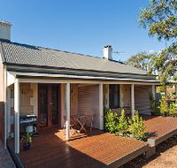 Strathalbyn Villas - Palm Beach Accommodation