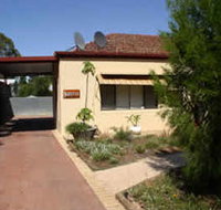 Loxton Smiffy's Bed And Breakfast Sadlier Street - Palm Beach Accommodation