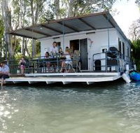 The Murray Dream Self Contained Moored Houseboat - Palm Beach Accommodation