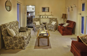 Dunalan Cottage - Palm Beach Accommodation 4