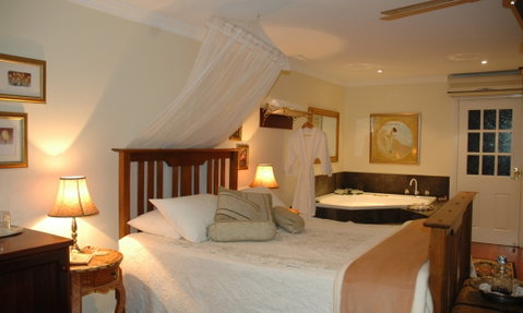 Paringa House B&B Stone Cottages - Palm Beach Accommodation 4