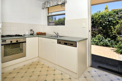 Norwood Apartments (Donegal Street) - Palm Beach Accommodation 1