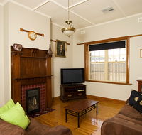 Semaphore Beach House - Palm Beach Accommodation