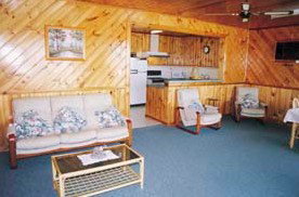 Mundic Grove Cottage - Palm Beach Accommodation 1