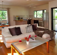 Misty Mountains Tropical Rainforest Romantic Retreat - Palm Beach Accommodation