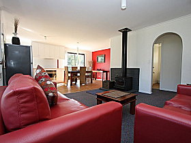 Bruny Island Villas - Eversley - Palm Beach Accommodation 0