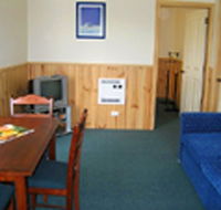 Driftwood Strahan Villas - Palm Beach Accommodation