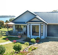 Bruny Island Accommodation Services - Omaroo Cottage - Palm Beach Accommodation