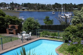 Leisure Inn Waterfront Lodge - Palm Beach Accommodation 0