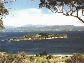 Bruny Hotel - Palm Beach Accommodation 0