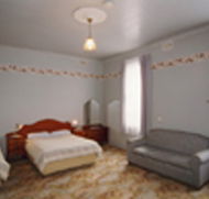 Furners Hotel - Palm Beach Accommodation