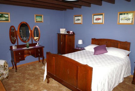 Three Hut Point Waterfront Accommodation - Palm Beach Accommodation 3