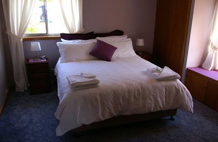 Three Hut Point Waterfront Accommodation - Palm Beach Accommodation 5