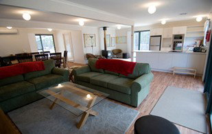 Bruny Island Accommodation Services - Echidna - Palm Beach Accommodation 1