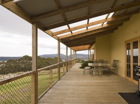 Port Arthur Escapes - Wallaby Lodge - Palm Beach Accommodation 1