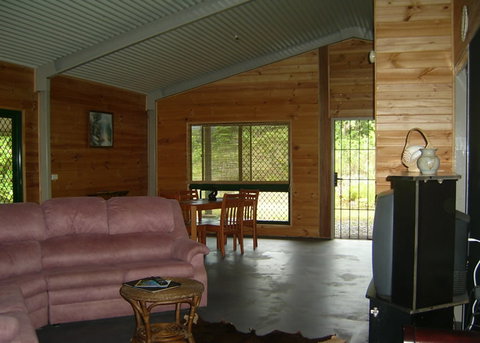 Daintree Mountain View Retreat And Vanilla Beans - Palm Beach Accommodation 1