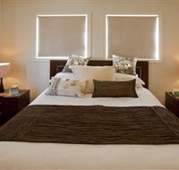 Jacaranda Creek Farmstay and Bed and Breakfast