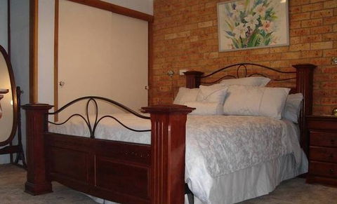 Langley Heights Bed And Breakfast - Palm Beach Accommodation 2