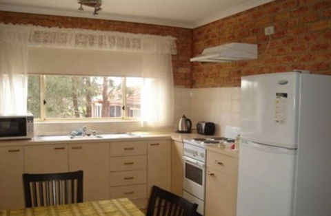 Langley Heights Bed And Breakfast - Palm Beach Accommodation 3