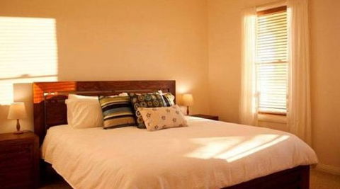 Akame - Palm Beach Accommodation 4