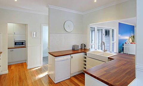 Away On Belongil Fields - Palm Beach Accommodation 0