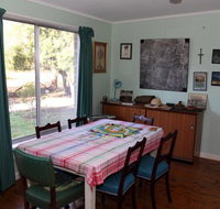 Ramsay Retro Farmstay - Palm Beach Accommodation